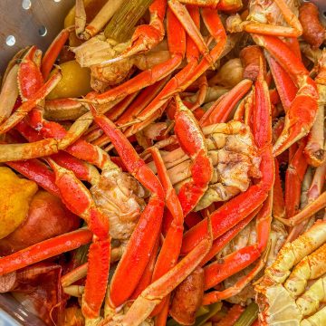 Boiled Snow Crabs